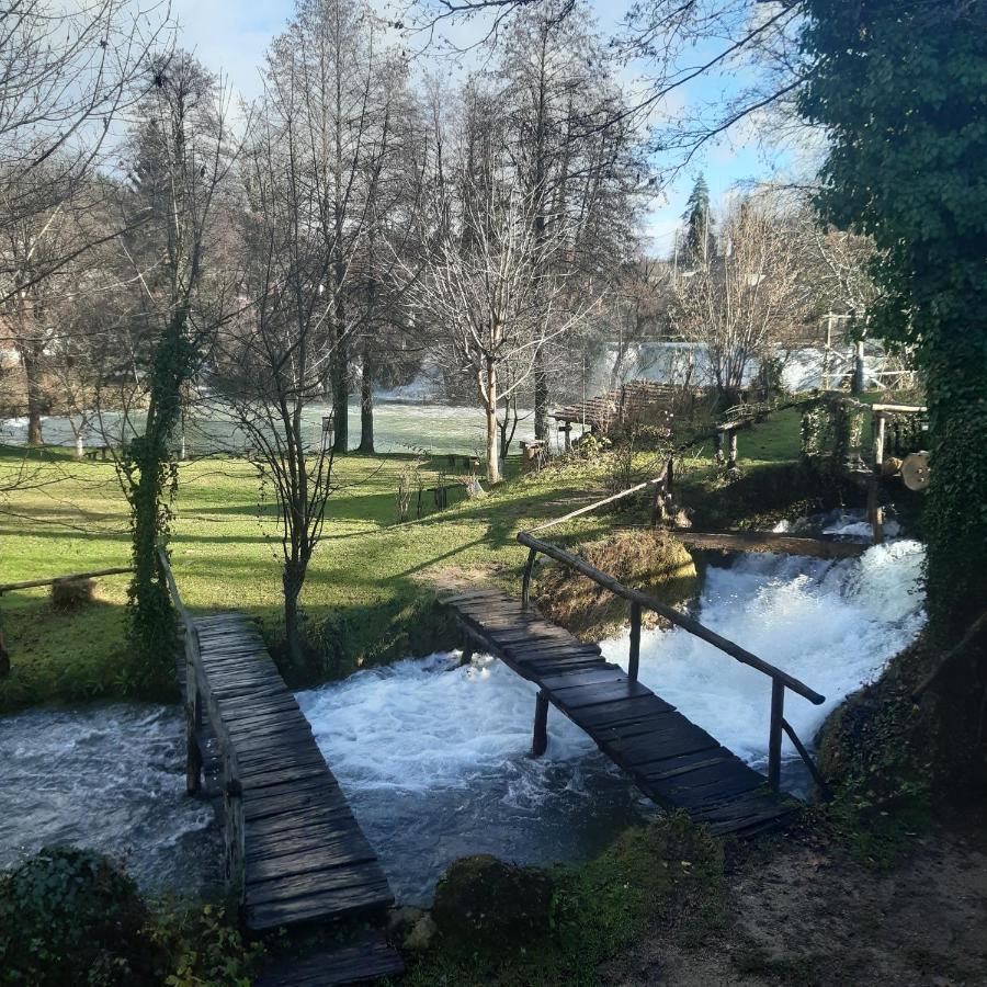Guesthouse Pod Rastockim Krovom Slunj Exteriör bild