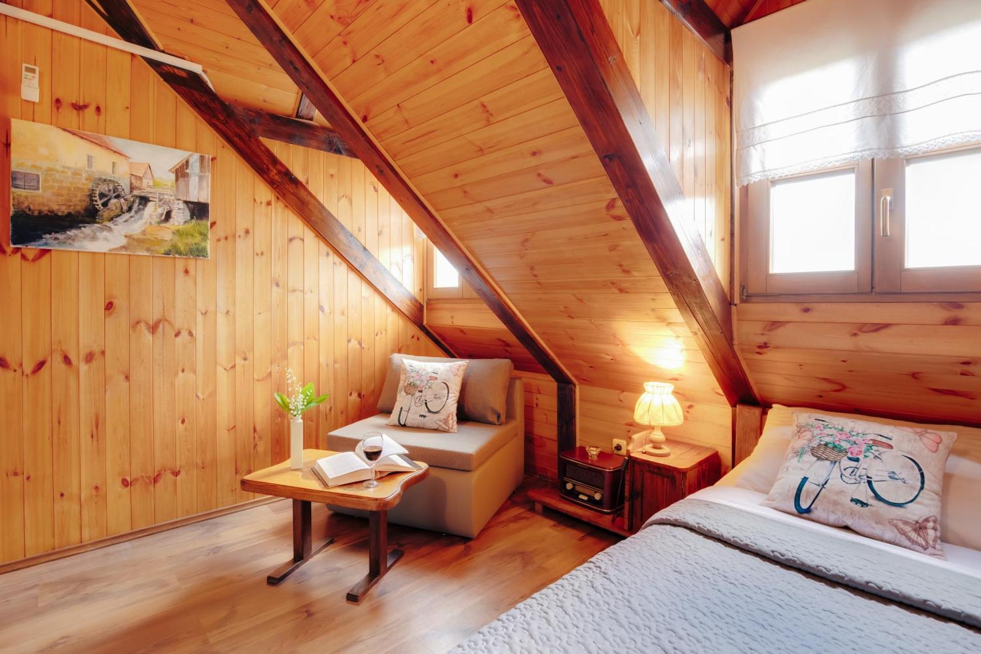 Guesthouse Pod Rastockim Krovom Slunj Exteriör bild